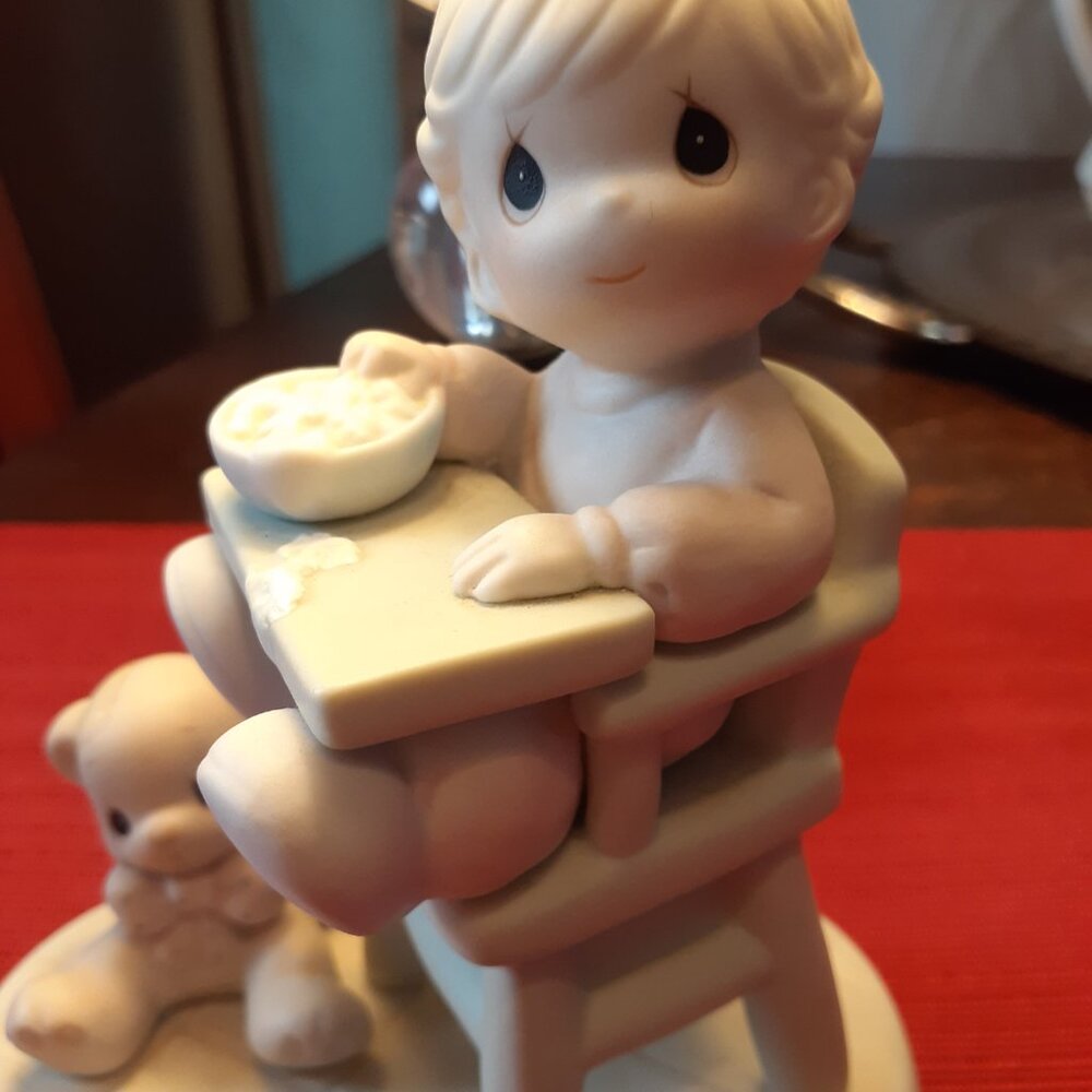 Figurine